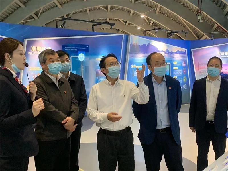 湖南省科协党组书记、常务副主席王瑰曙一行赴益阳市科技馆调研
